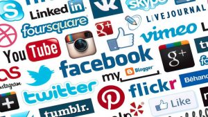 Người nổi tiếng sẽ ra sao khi Facebook, Instagram không còn đếm "like"