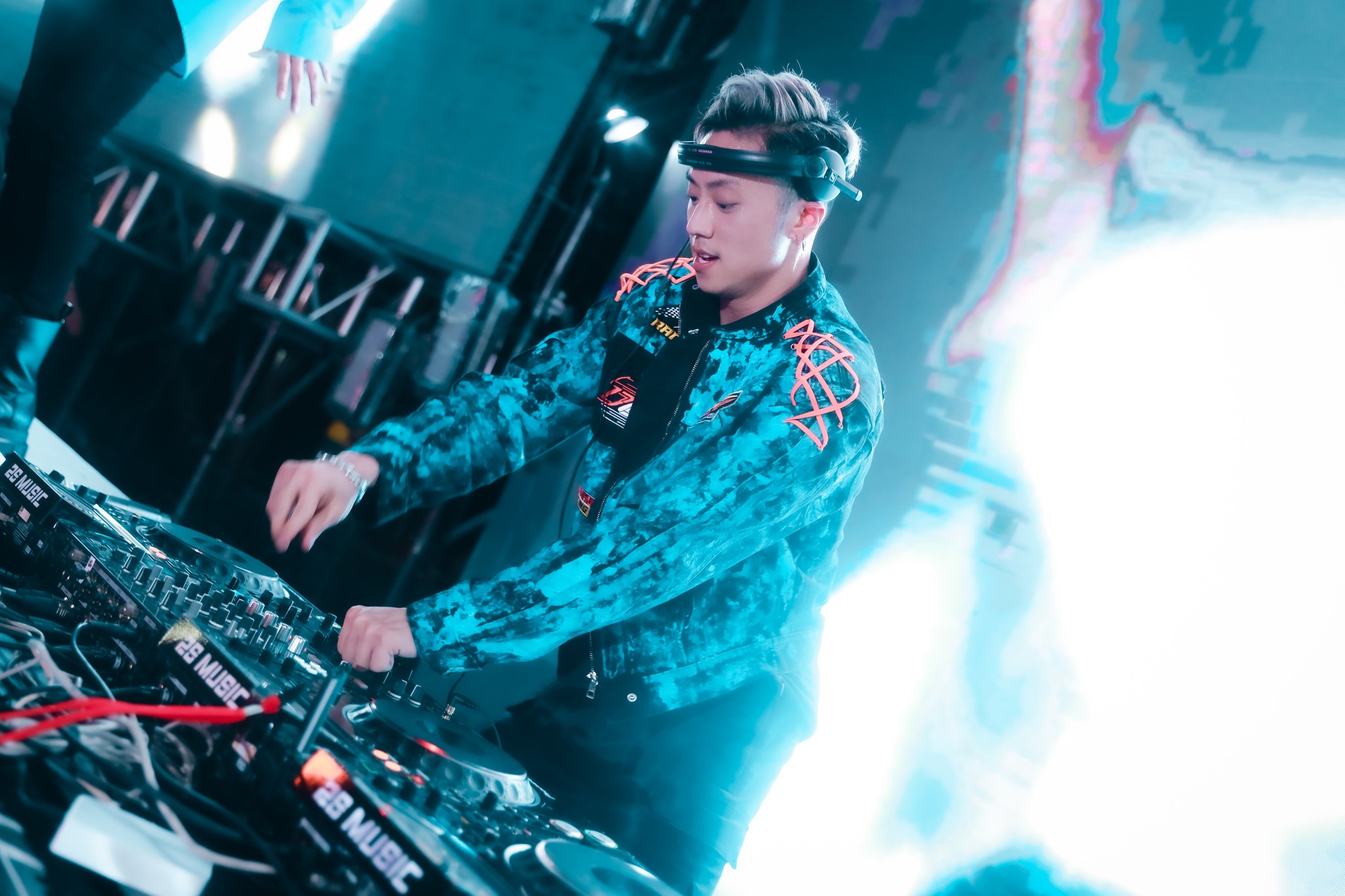 Thuê thiết bị DJ riêng tại 2S Music