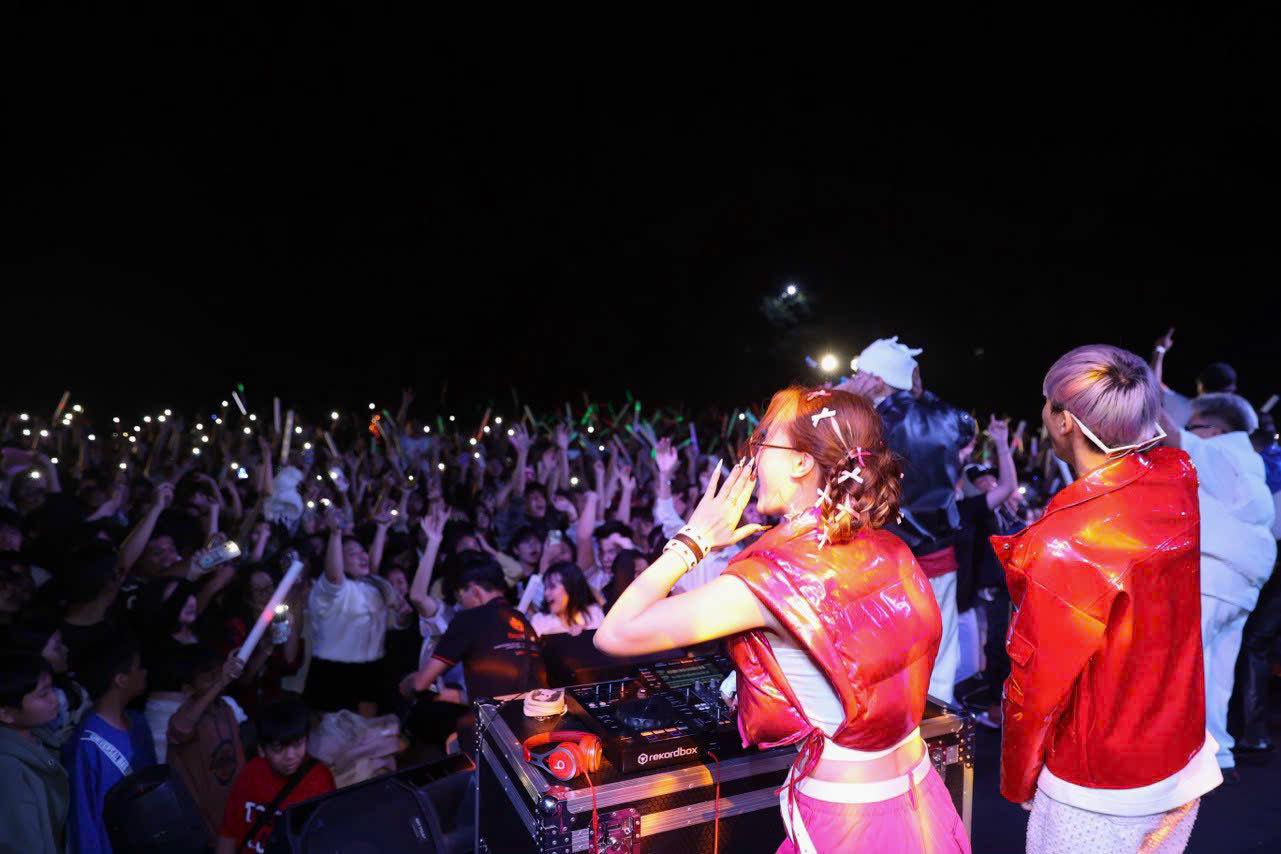 DJ tiệc cưới là gì