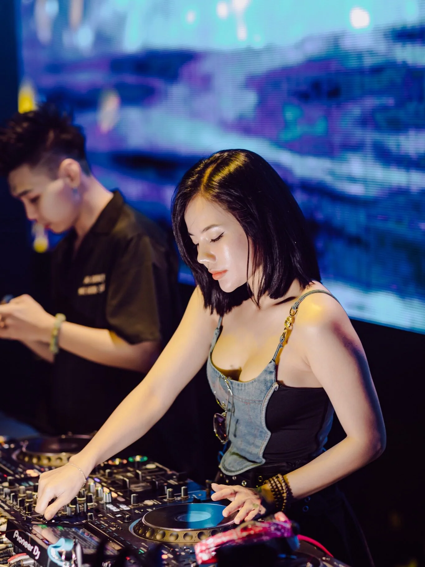Giá thuê DJ tiệc cưới tại Đà Nẵng