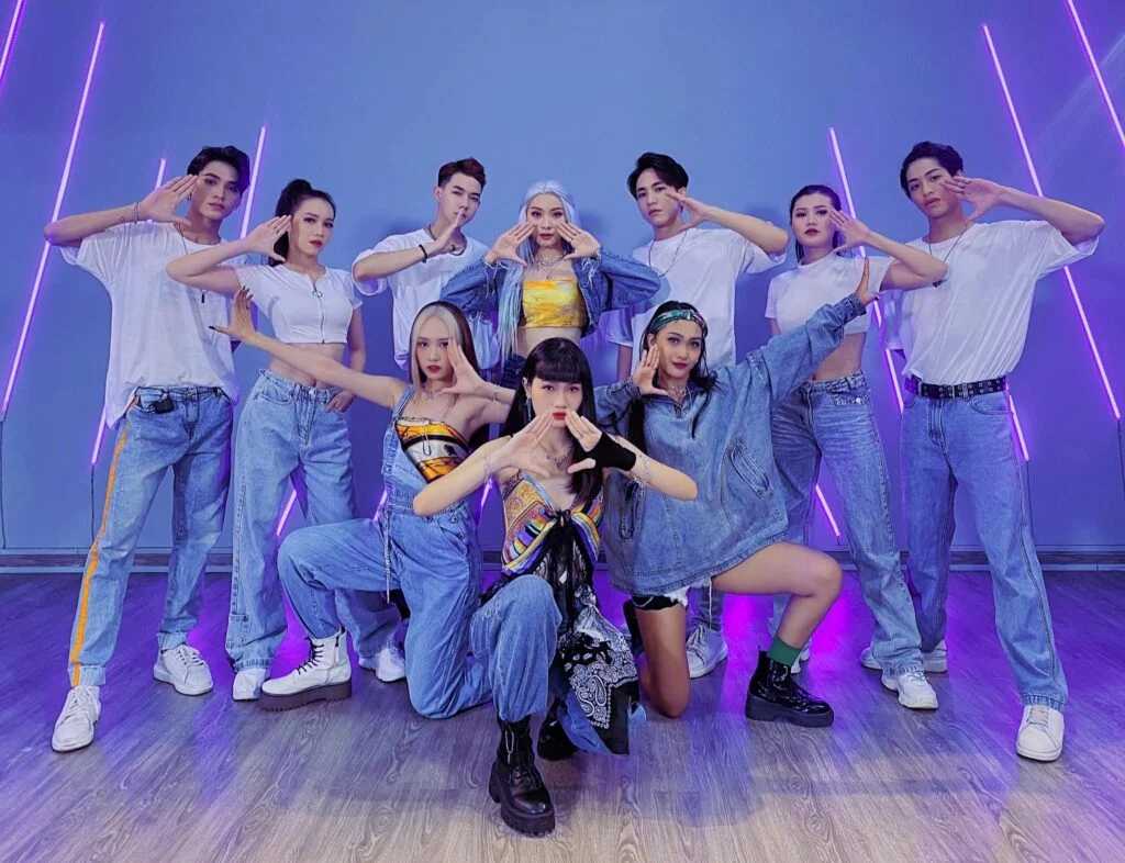 Dancer chất lượng tại Phạm Gia Media