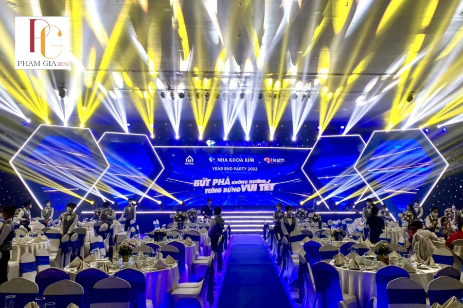 Tầm quan trọng của âm thanh ánh sáng tiệc cuối năm