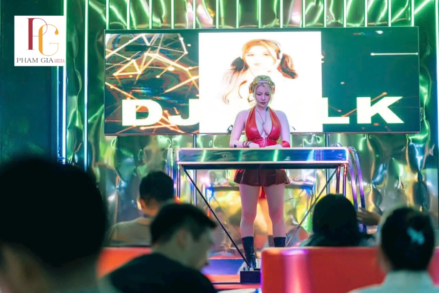 Kinh nghiệm thuê DJ Party cho tiệc sinh nhật - party cá nhân