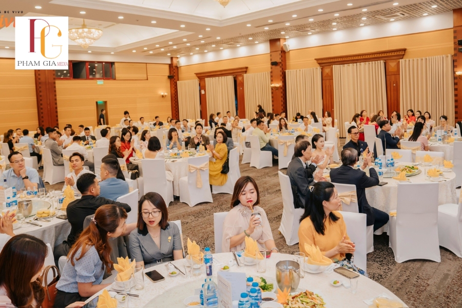 Cách triển khai ý tưởng tổ chức tiệc cuối năm đạt hiệu quả cao