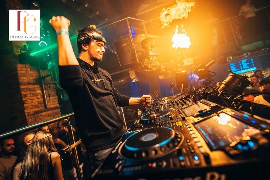 Những yếu tố tạo nên Dj party hip hop cực chất và bùng nổ