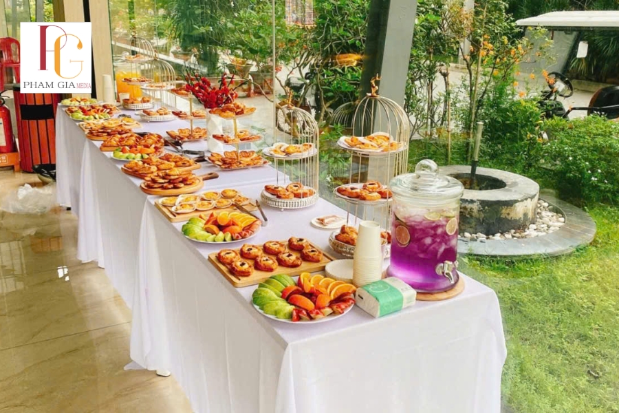 Cách Setup Tiệc Cuối Năm tiết kiệm nhưng vẫn ấn tượng