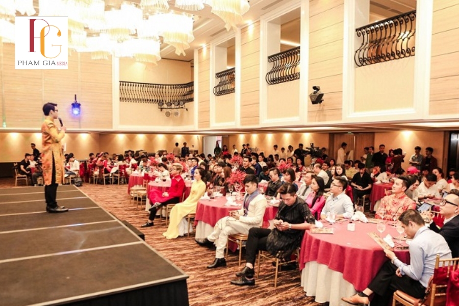 Bí quyết tổ chức tiệc cuối năm nhân viên thu hút và gắn kết