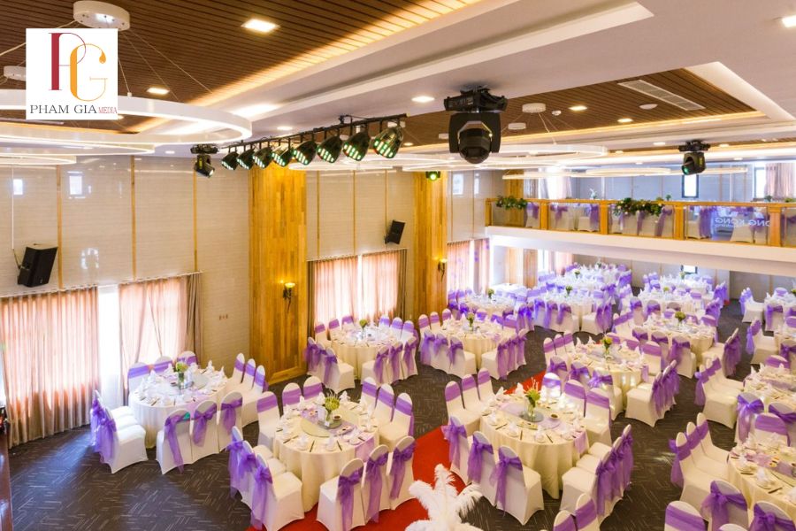 Các hạng mục dịch vụ trong gói tổ chức tiệc cuối năm Đà Nẵng