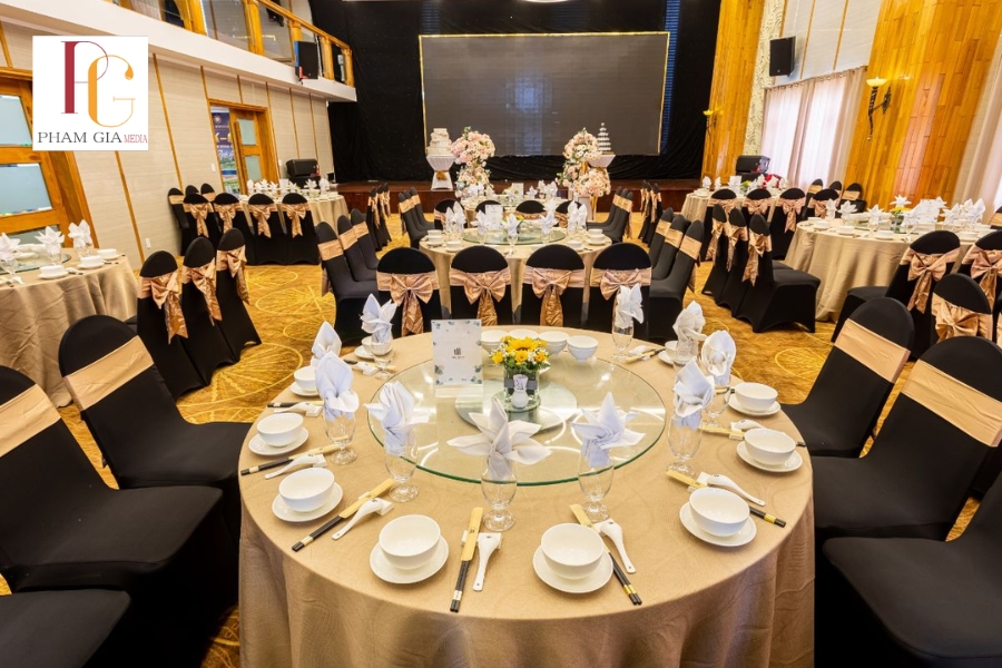 Phạm Gia Media - Đơn vị tổ chức tiệc cuối năm khu công nghiệp uy tín