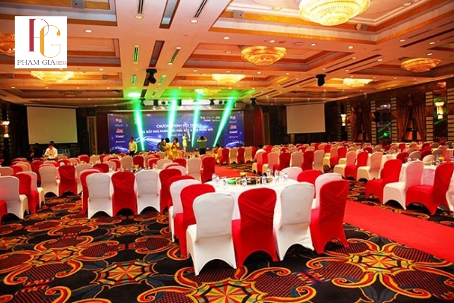 Quy trình Tổ Chức Year End Party chuyên nghiệp tại Phạm Gia Media