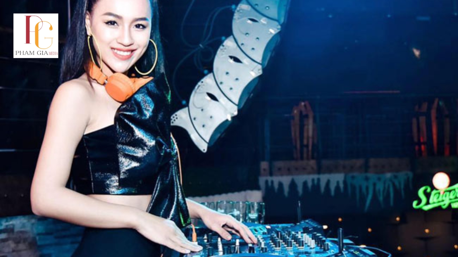 Thuê DJ Sự Kiện Công Ty Tạo Không Khí Sôi Động, Chuyên Nghiệp