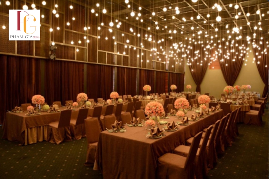 Xu hướng Year End Party mở màn ấn tượng với nhóm nhảy tiệc cuối năm