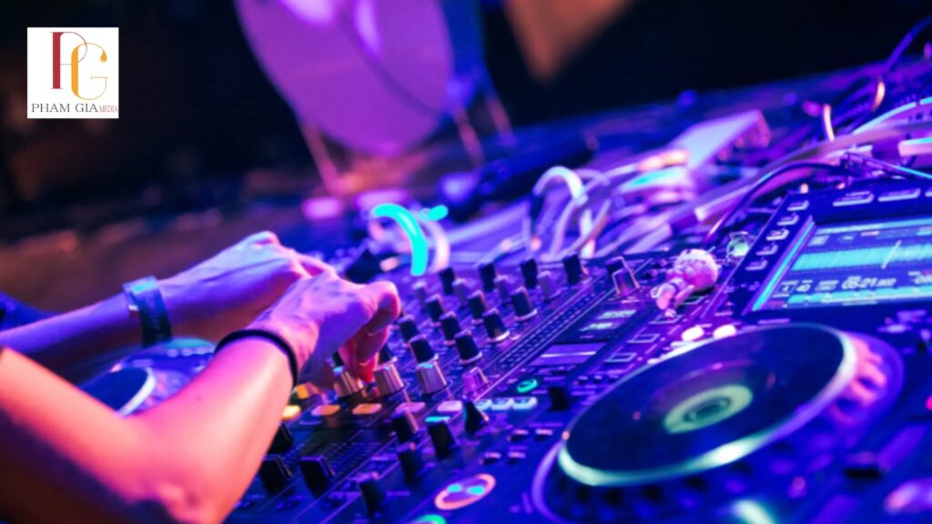 DJ Acoustic Mix Thuê Cho Lounge Sang Trọng