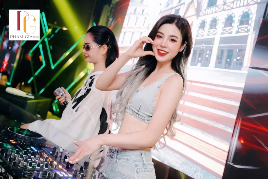 Phạm Gia Media – Đơn vị cung cấp DJ Acoustic Mix chuyên nghiệp