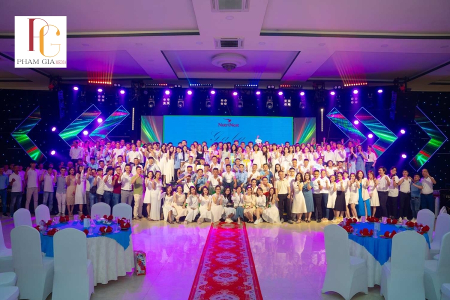 Phạm Gia Media – Đơn vị xây dựng kịch bản Gala Dinner trọn gói