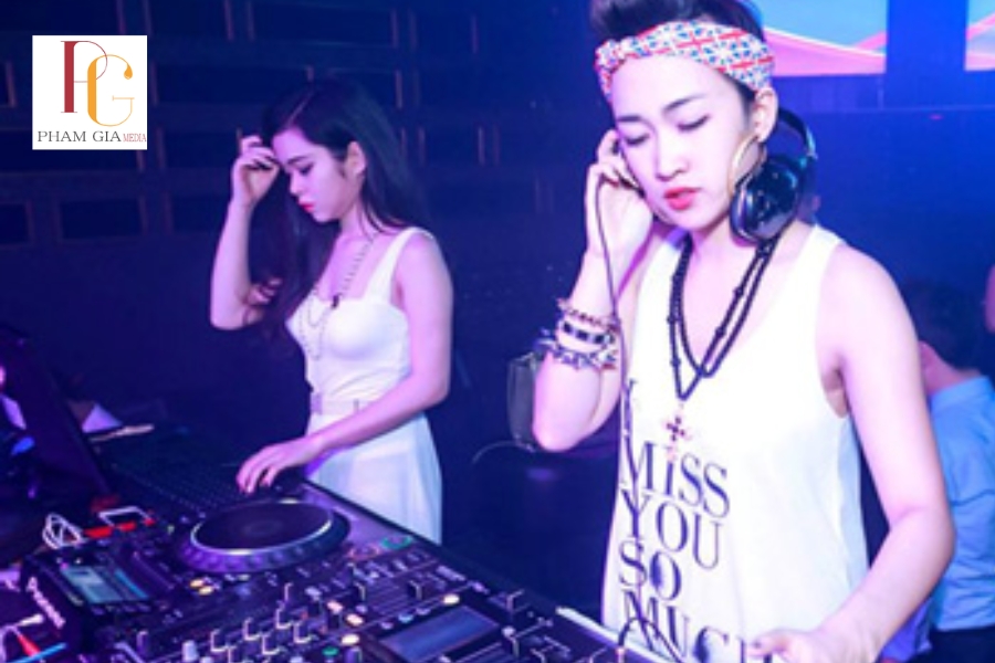 Vai trò của DJ Hiphop Party trong các sự kiện hiện đại