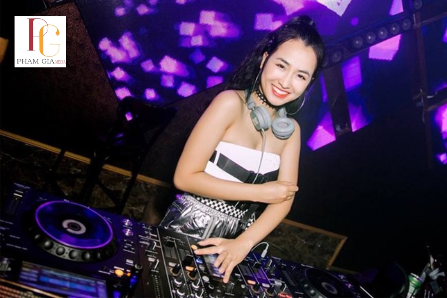 Vì sao nên lựa chọn Phạm Gia Media cung cấp dịch vụ cho thuê DJ kèm Vũ Đoàn?