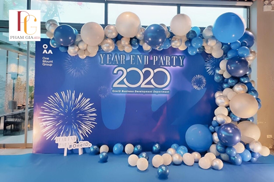 Những Xu Hướng Thiết Kế Backdrop Year End Party Được Ưa Chuộng Hiện Nay