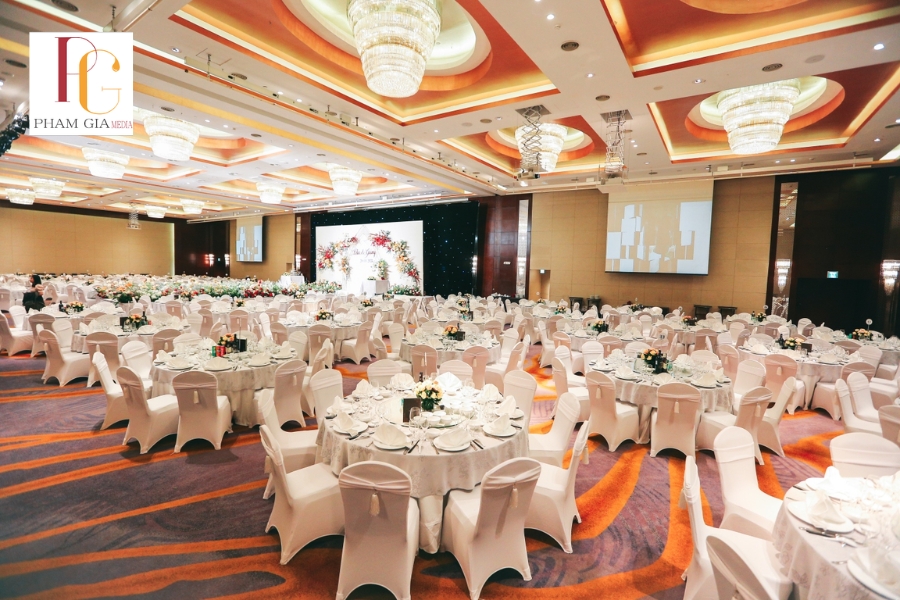 Những Tiêu Chí Quan Trọng Khi Chọn Nhà Hàng Tổ Chức Year End Party