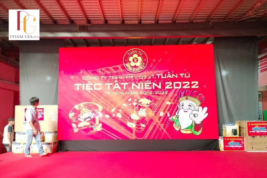 Các Hạng Mục Quan Trọng Khi Setup Sân Khấu Year End Party
