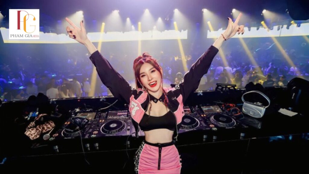 Thuê DJ Ra Mắt Sản Phẩm – Giải Pháp Tạo Sự Kiện Bùng Nổ