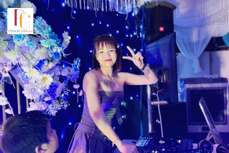 Quy trình thuê DJ đám cưới giá rẻ tại Phạm Gia Media