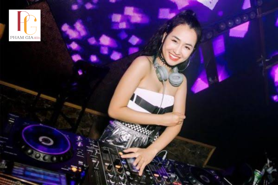 Những lưu ý khi Thuê DJ Rooftop Party cho Company Annual Party