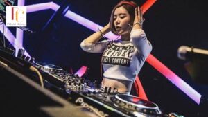 Thuê DJ tiệc riêng: Khuấy động không gian buổi tiệc trọn vẹn