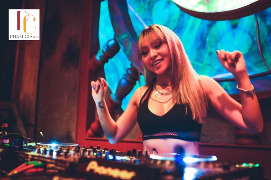 Thuê DJ Brand Party Mang Lại Những Giá Trị Gì Cho Doanh Nghiệp?